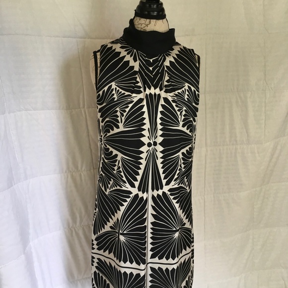 Zara Dresses & Skirts - Zara Basic Sleeveless Dress Zara Dresses & Skirts - Zara Basic Sleeveless Dress